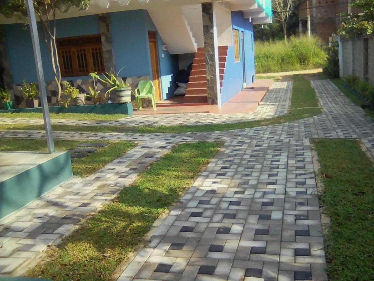 Thomasha Homestay Wellawaya Exteriör bild